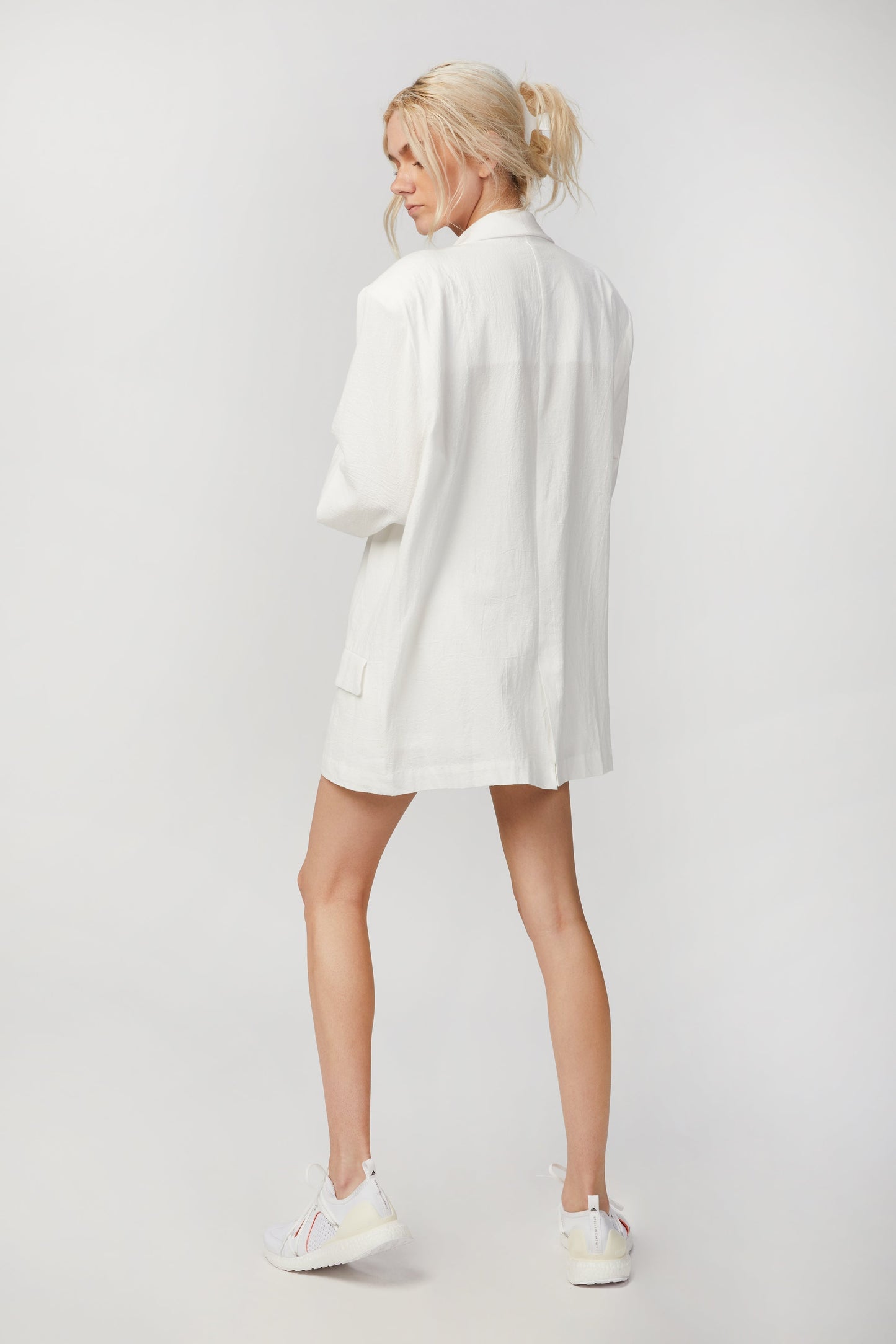 BEACH BLAZER
