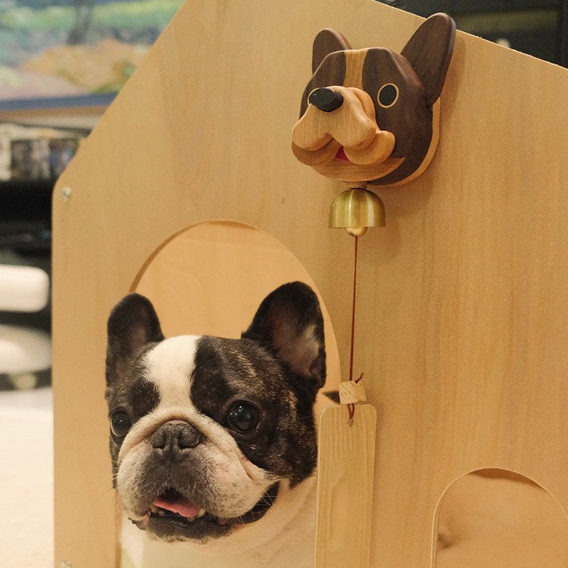 Carillon éolien en bois fabriqué à la main en forme de Shiba Inu